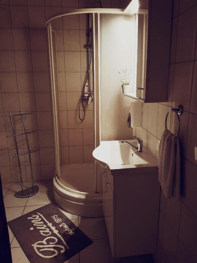 House Of Wine Hotell Kutjevo Exteriör bild